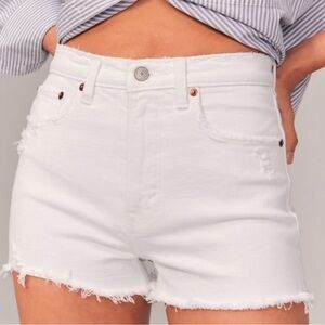 Abercrombie White The Mom Short High Rise